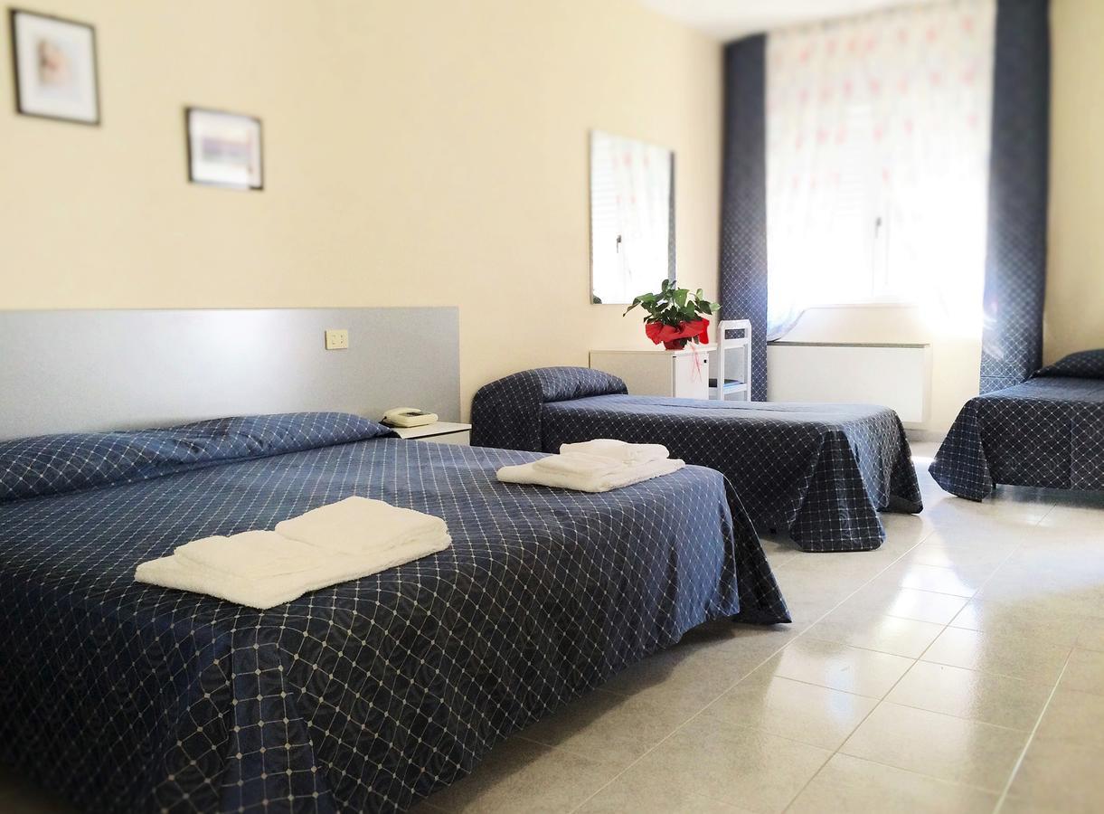Hotel Diamante 费兰迪纳 外观 照片