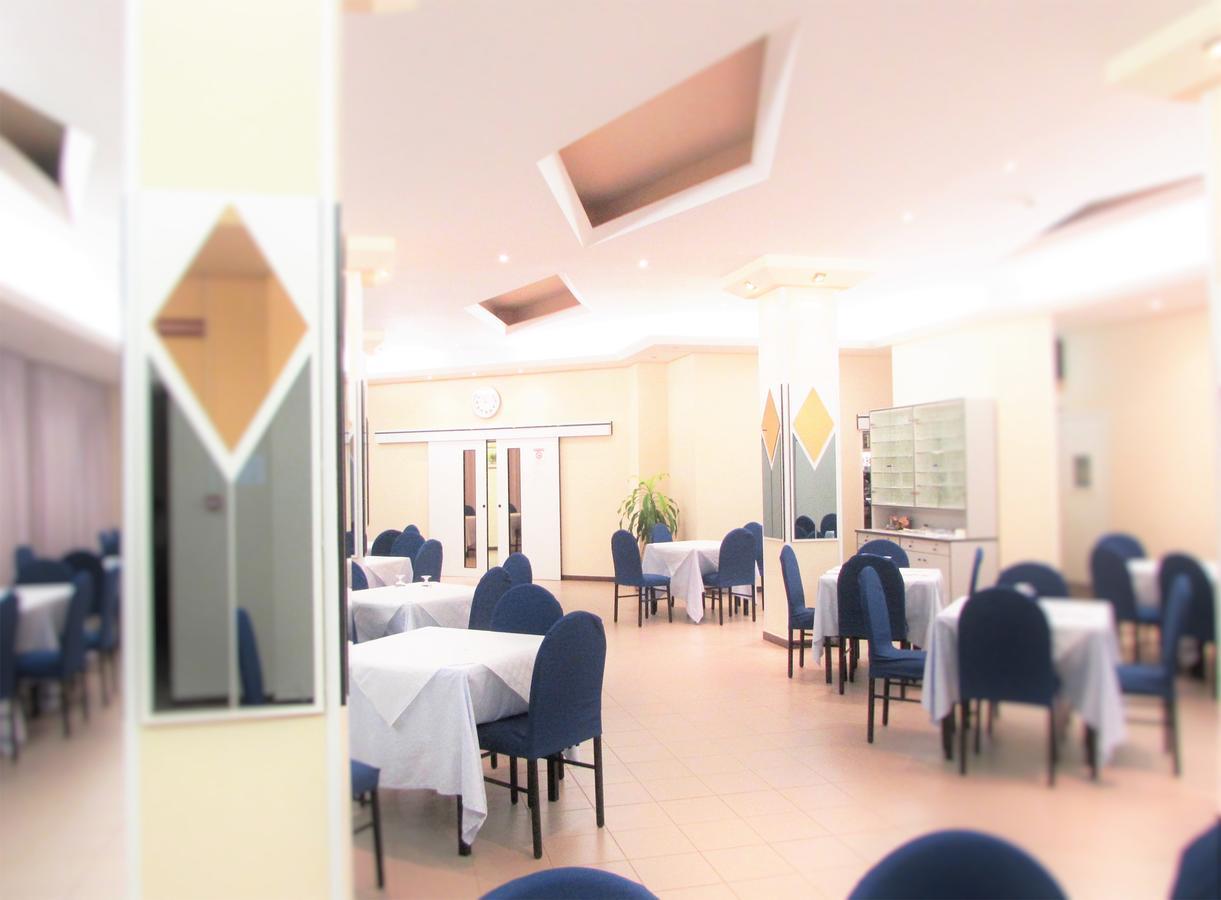 Hotel Diamante 费兰迪纳 外观 照片