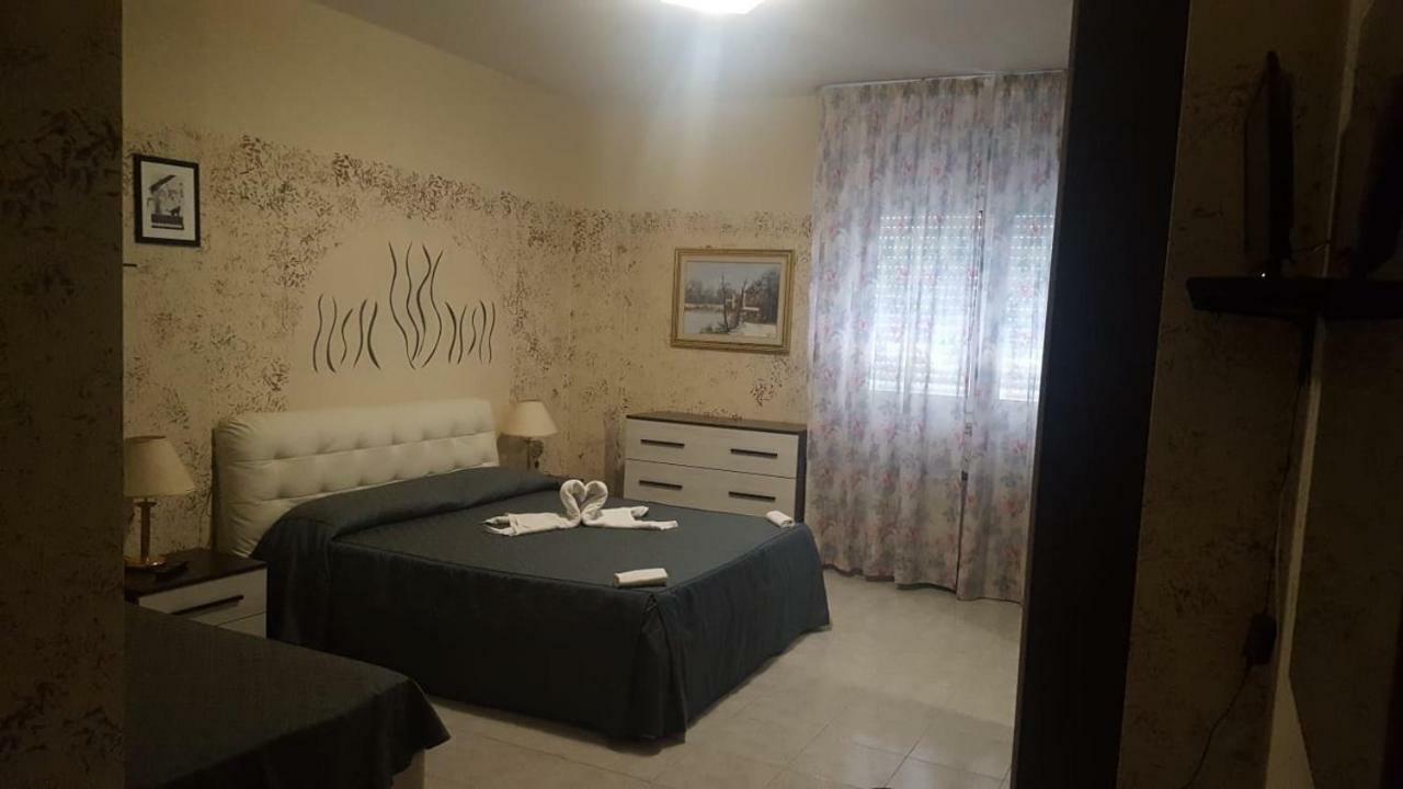 Hotel Diamante 费兰迪纳 外观 照片